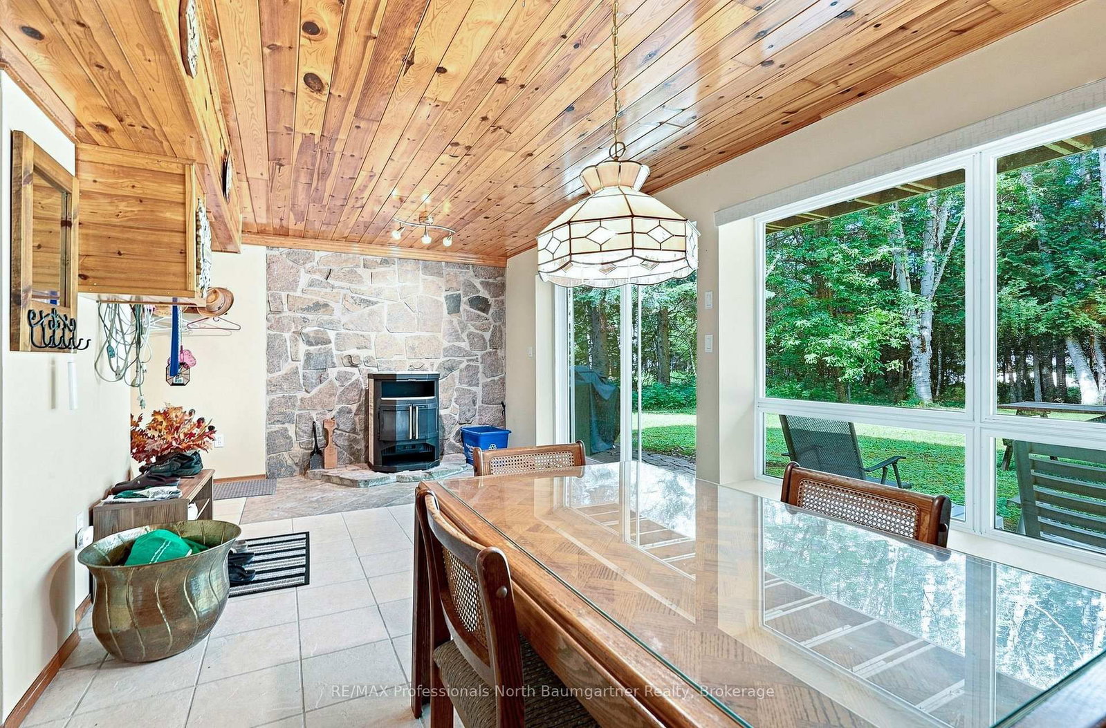 1125 Providence Drive • Algonquin Highlands, ON photo 6