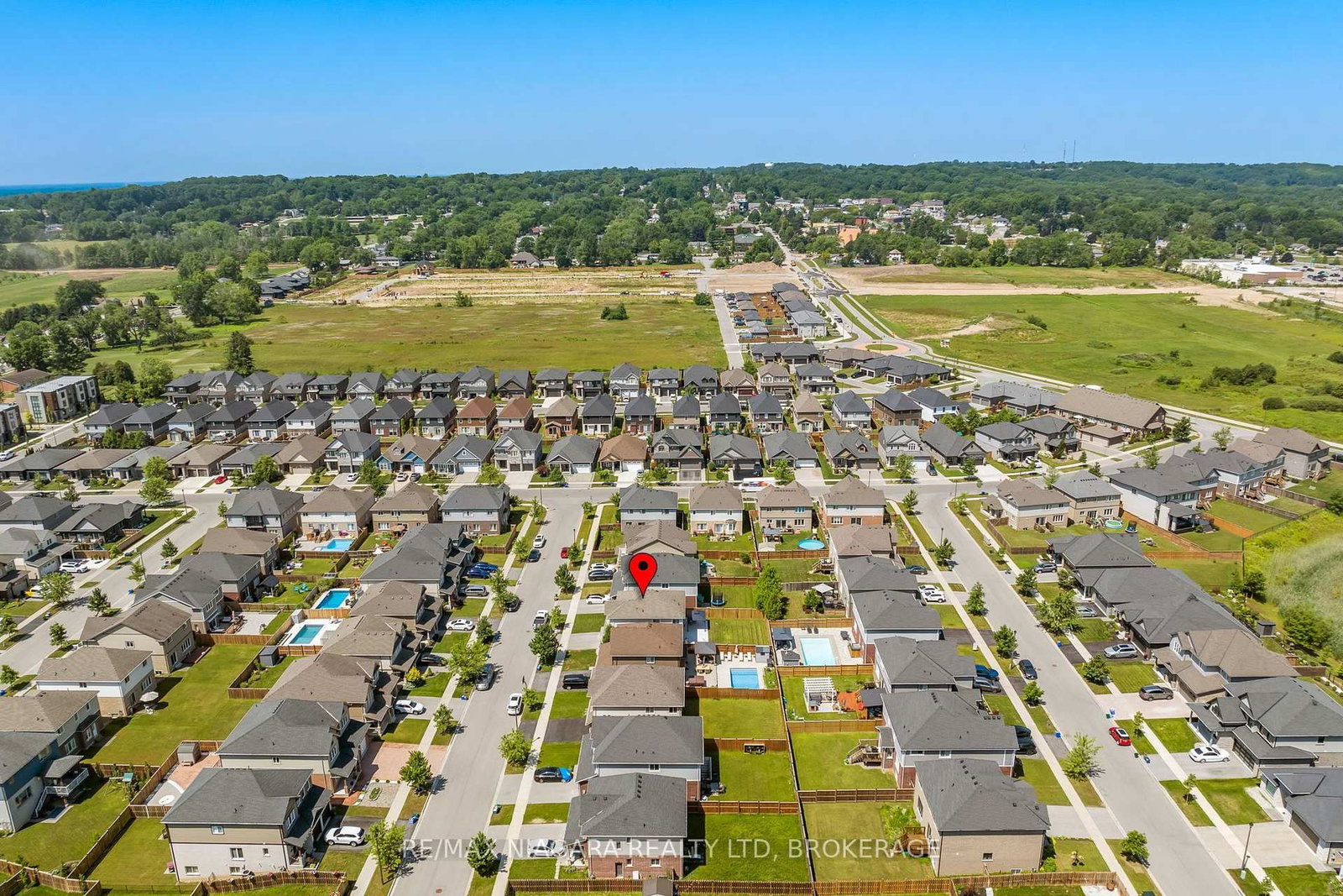 7 Riley Avenue • Pelham, ON photo 37