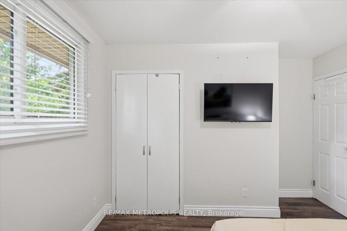 615 Dogwood Lane • Waterloo, ON photo 14