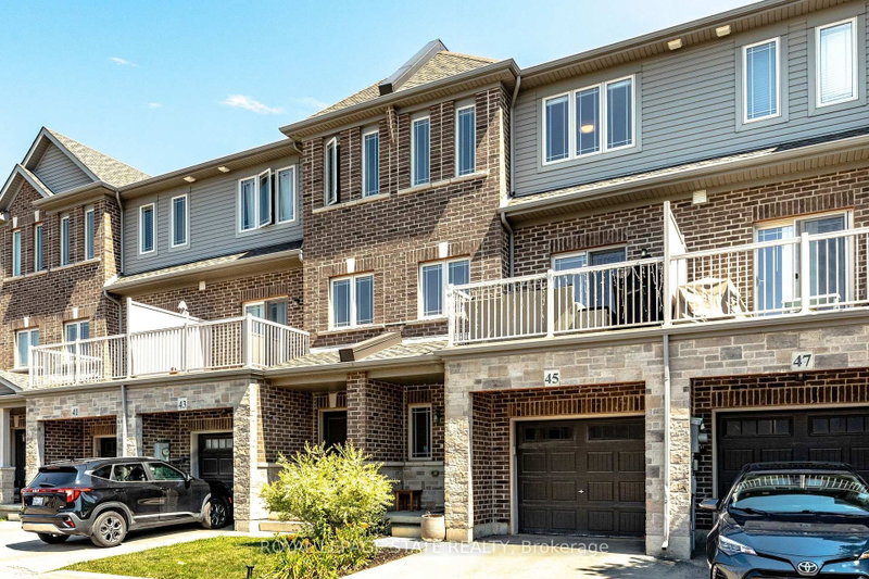 45 Crossings Way