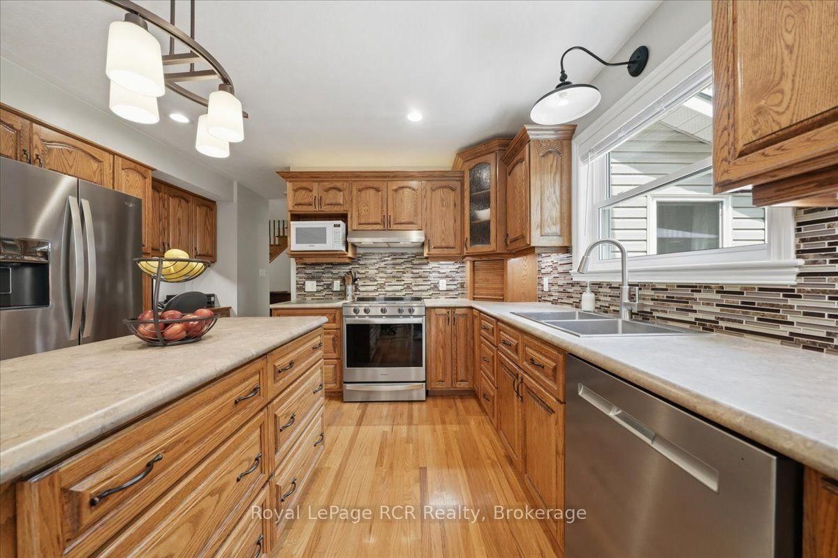 197 Carney Street • Georgian Bluffs, ON photo 12