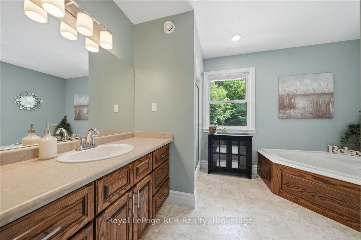 197 Carney Street • Georgian Bluffs, ON photo 26