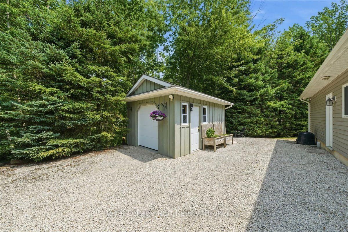 197 Carney Street • Georgian Bluffs, ON photo 48