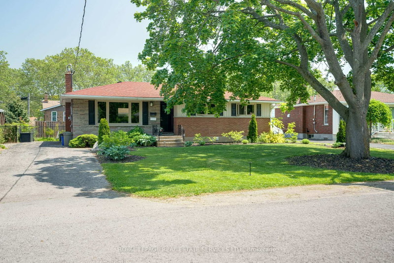 70 Rochelle Dr, St. Catharines, Ontario