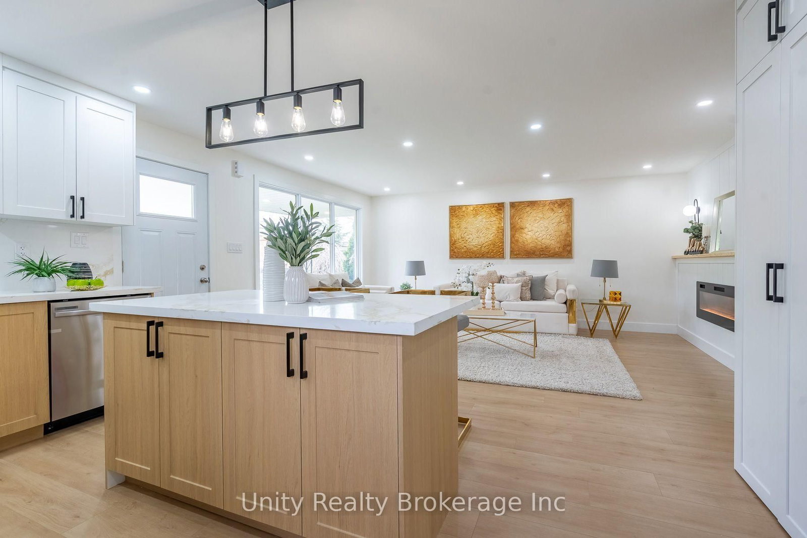 23 Tyrone Drive • Hamilton, ON photo 13