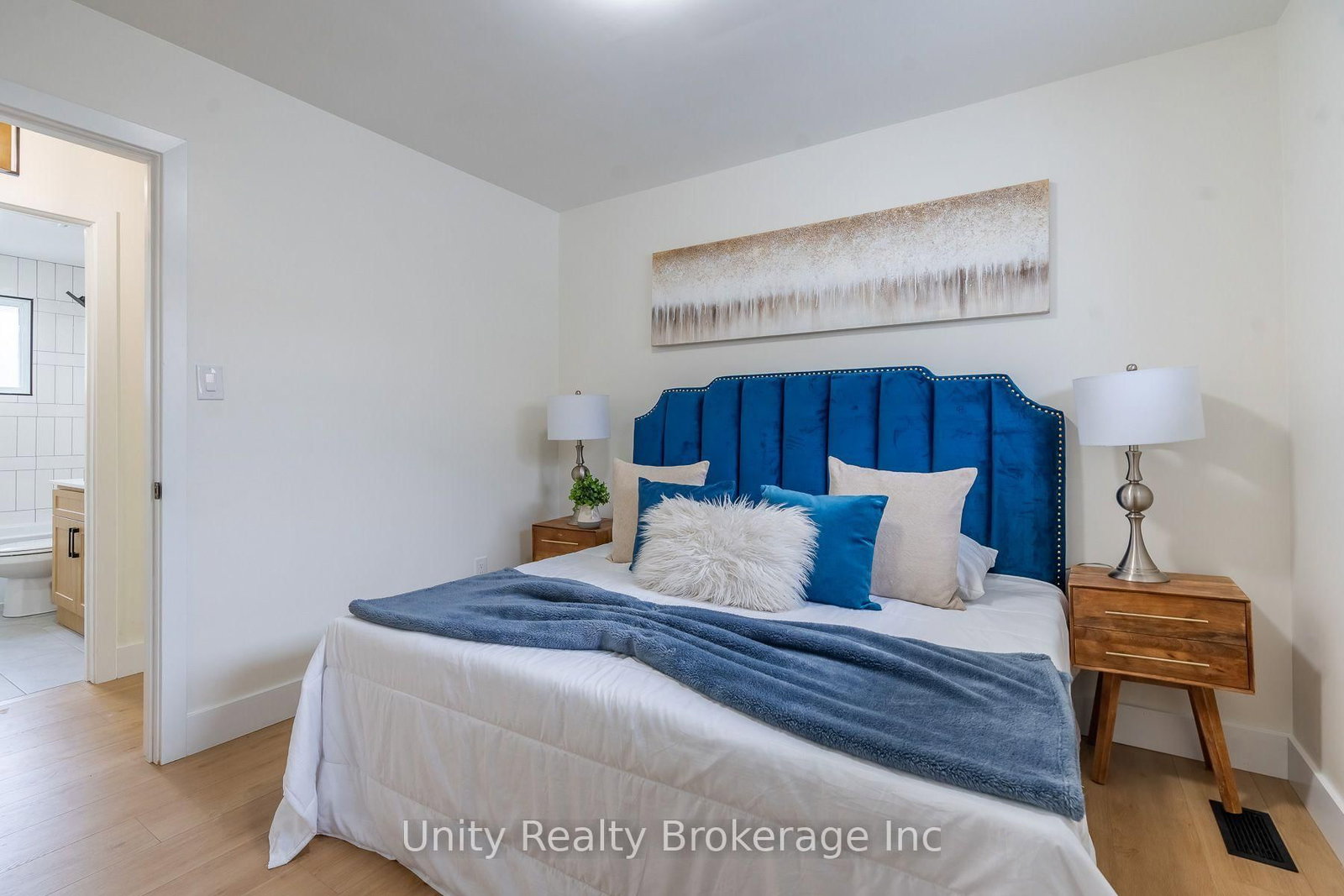 23 Tyrone Drive • Hamilton, ON photo 15