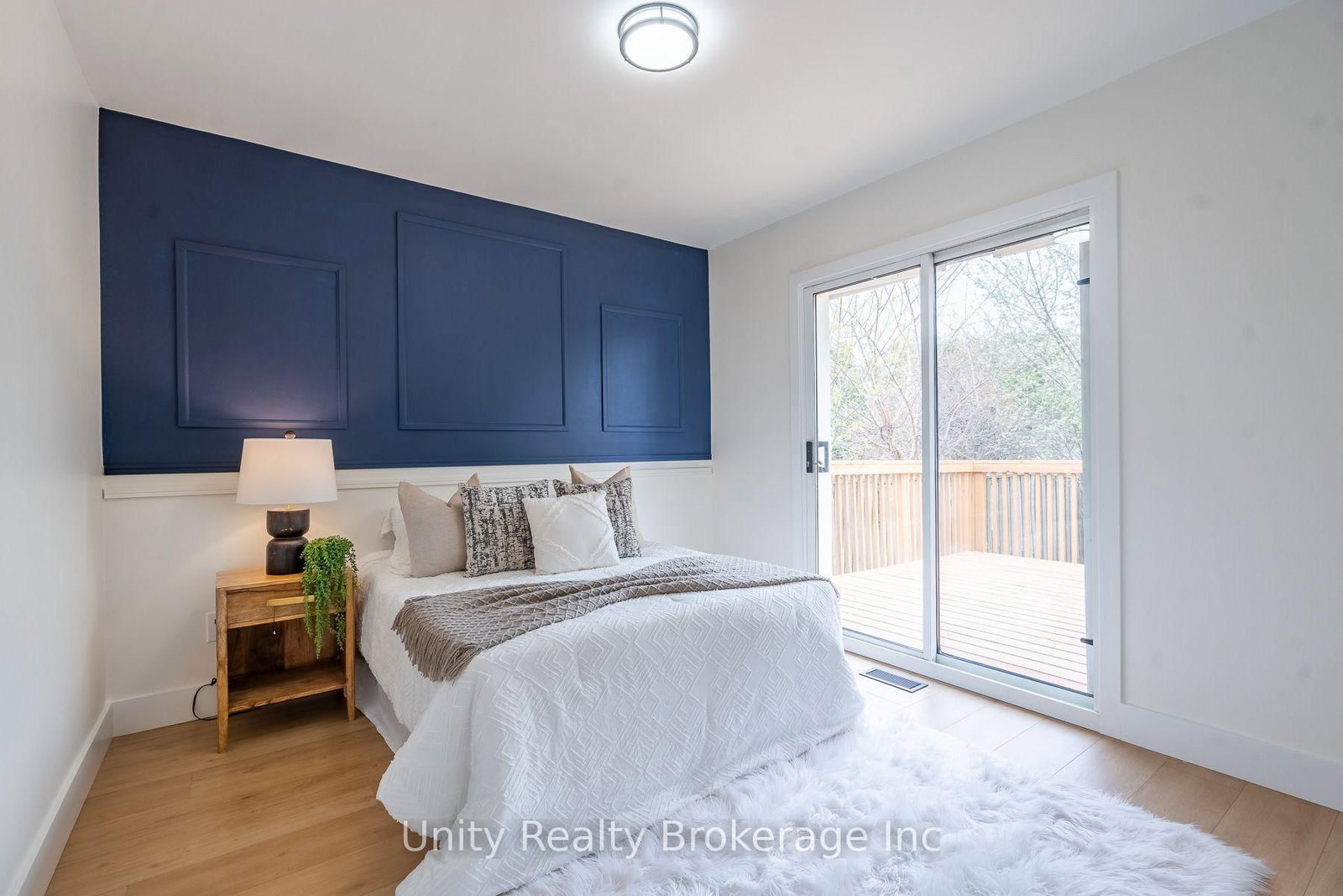 23 Tyrone Drive • Hamilton, ON photo 16