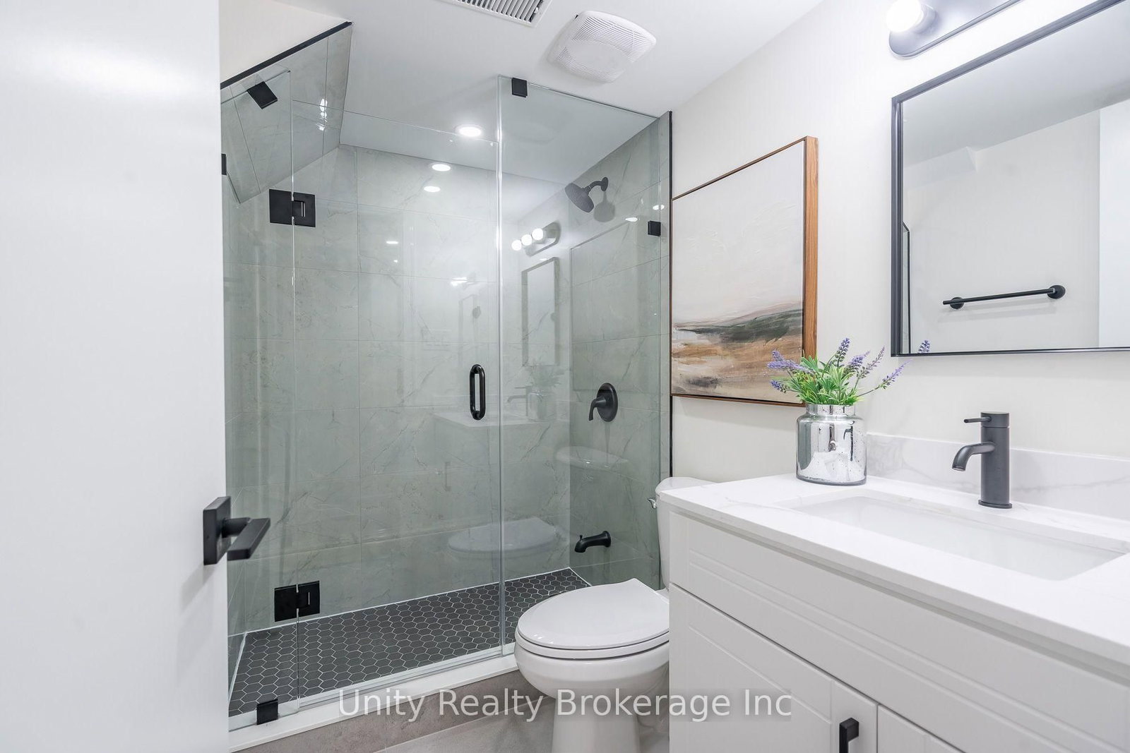 23 Tyrone Drive • Hamilton, ON photo 29