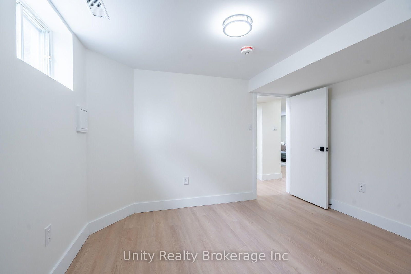 23 Tyrone Drive • Hamilton, ON photo 30