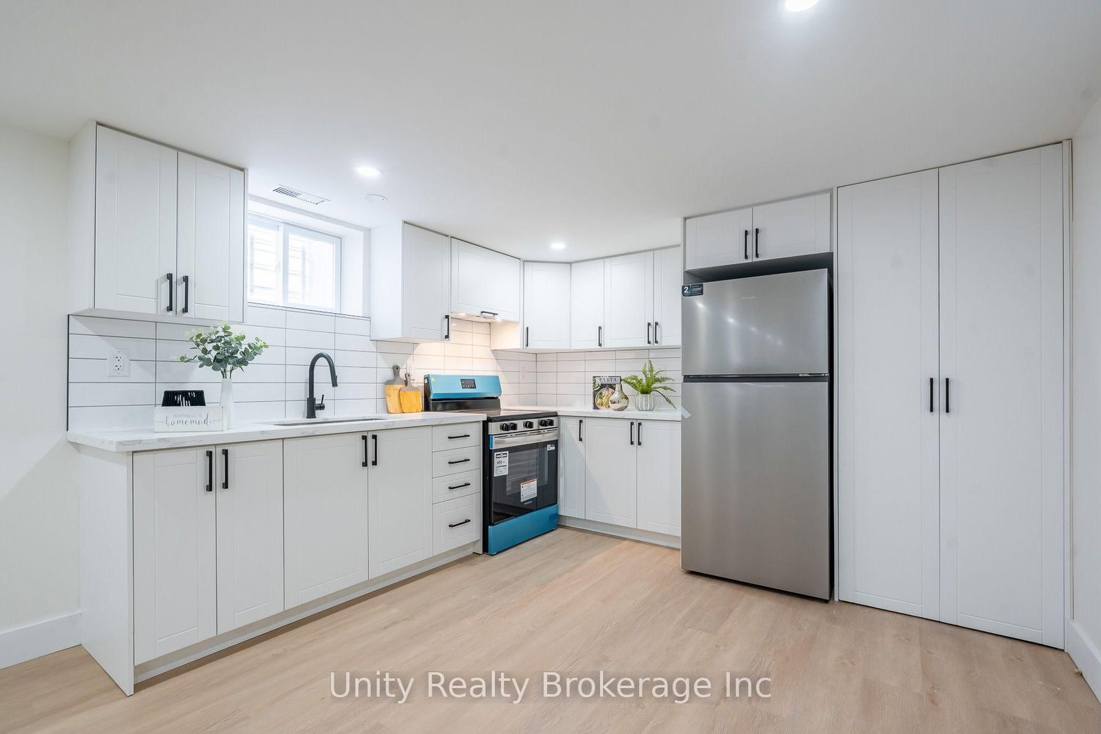 23 Tyrone Drive • Hamilton, ON photo 37