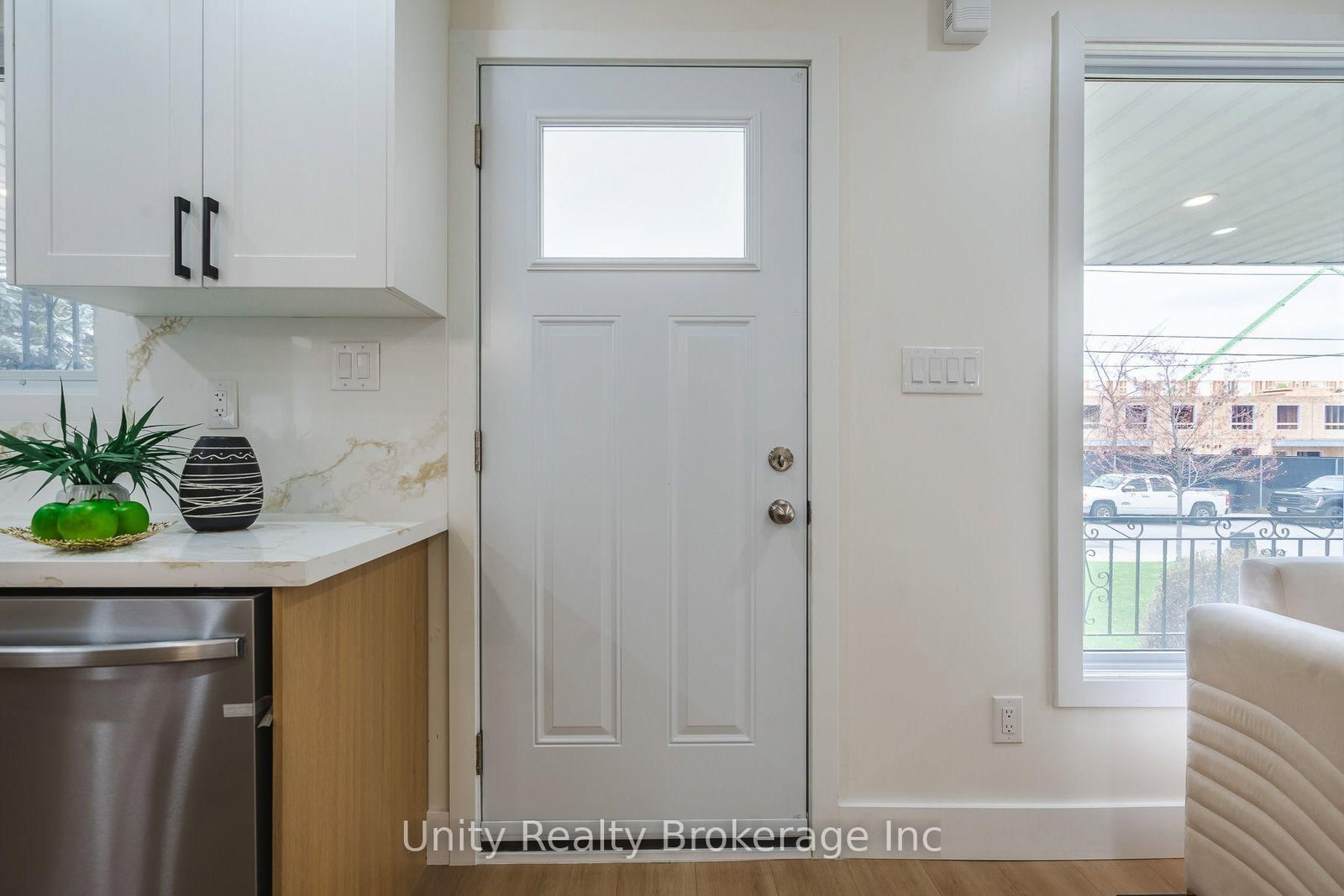 23 Tyrone Drive • Hamilton, ON photo 8