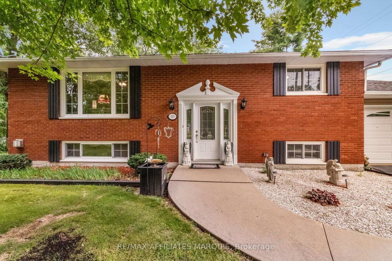 57 Golf Club Road