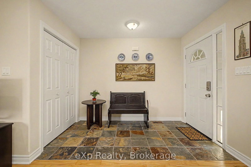 2 Mann Avenue N
