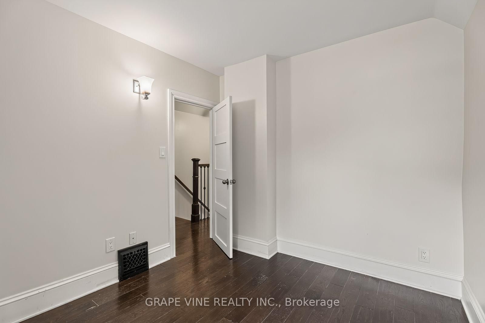 31 Westmount Avenue • Ottawa, ON photo 31