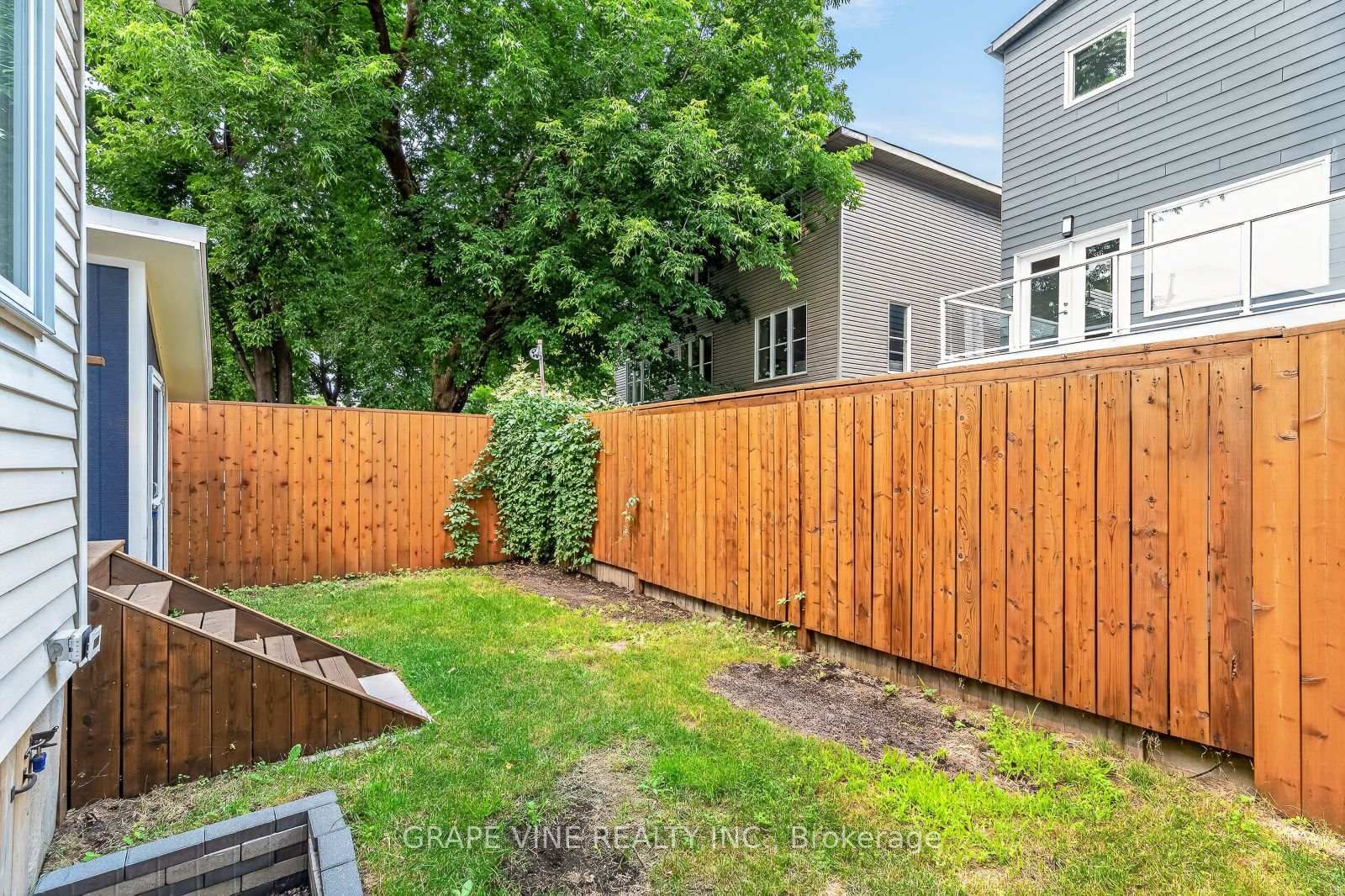 31 Westmount Avenue • Ottawa, ON photo 8