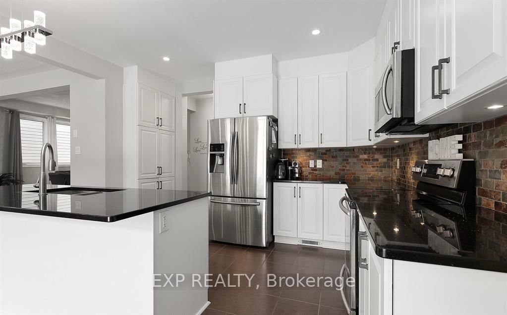 12 Knockaderry Crescent • Ottawa, ON photo 12
