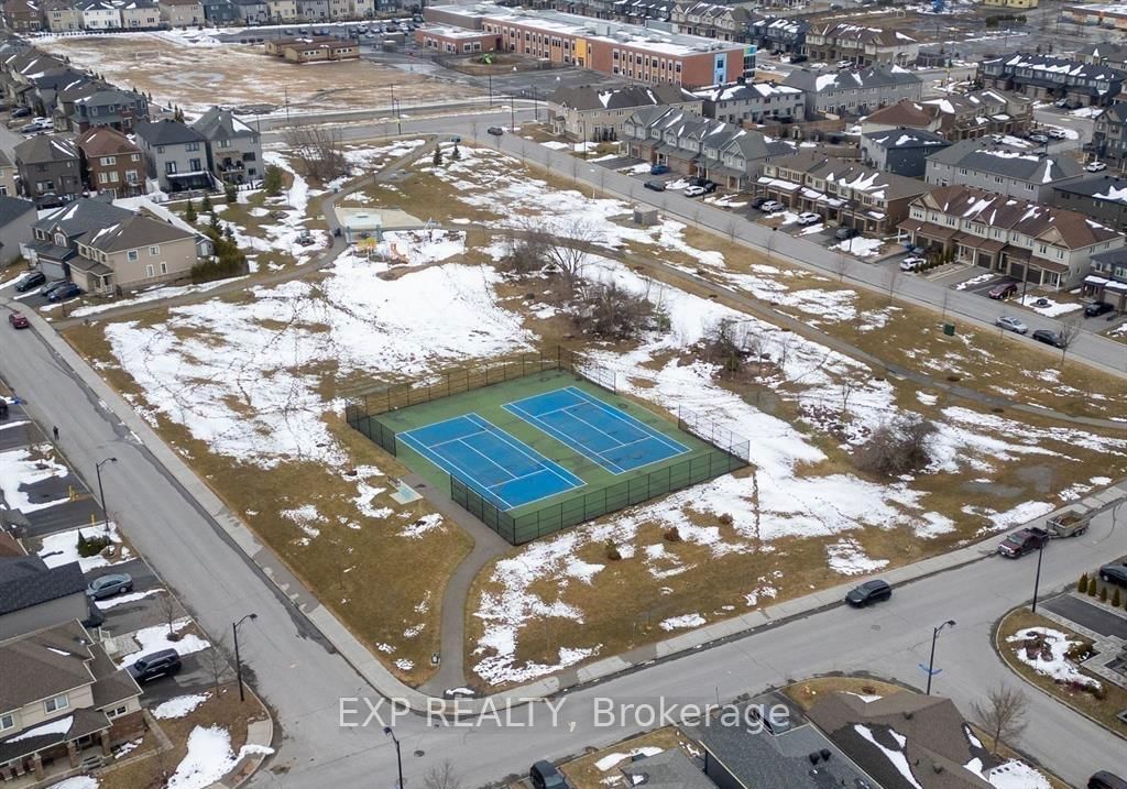 12 Knockaderry Crescent • Ottawa, ON photo 32