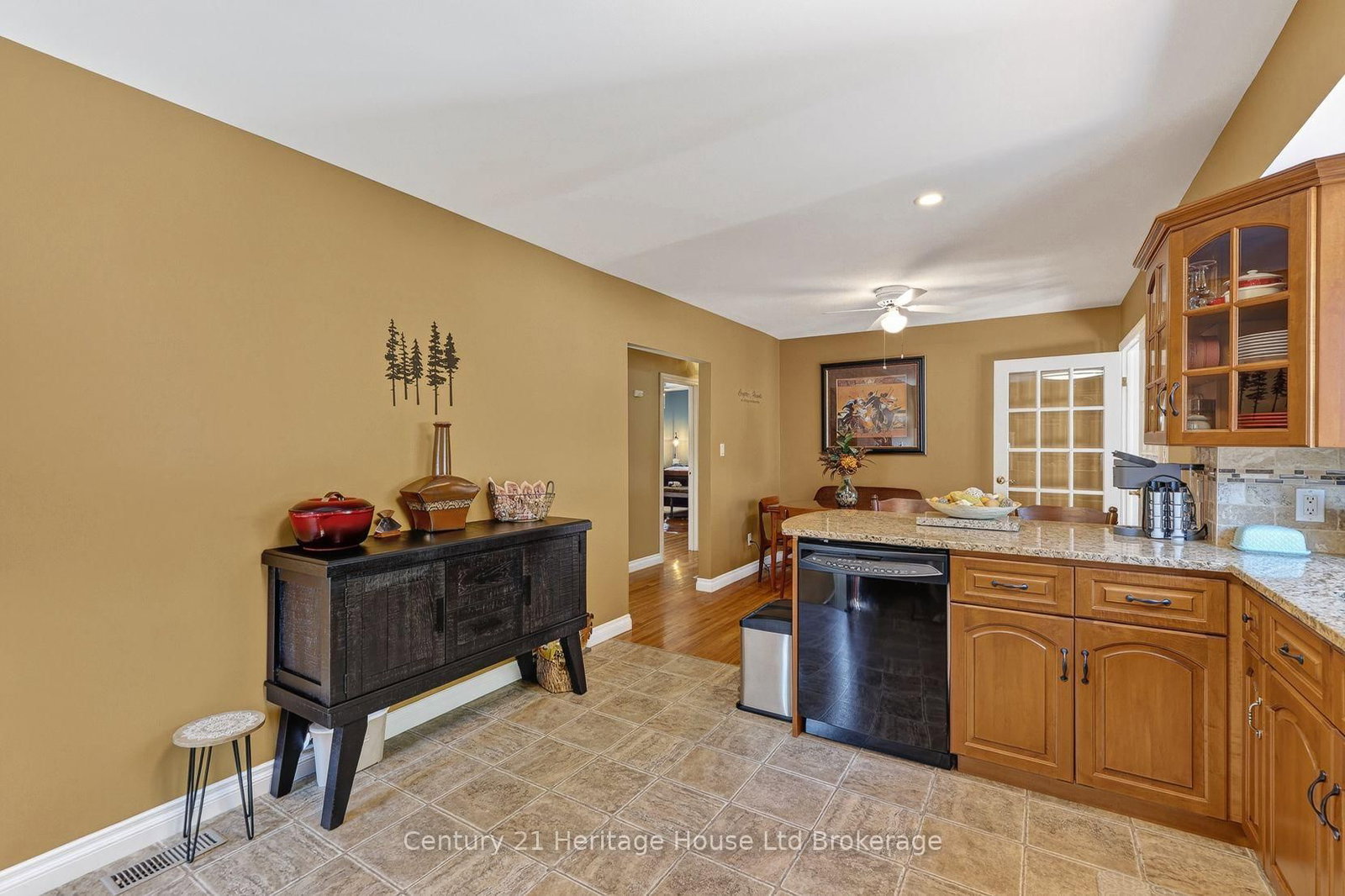 803 Gladstone Drive • Woodstock, ON photo 18