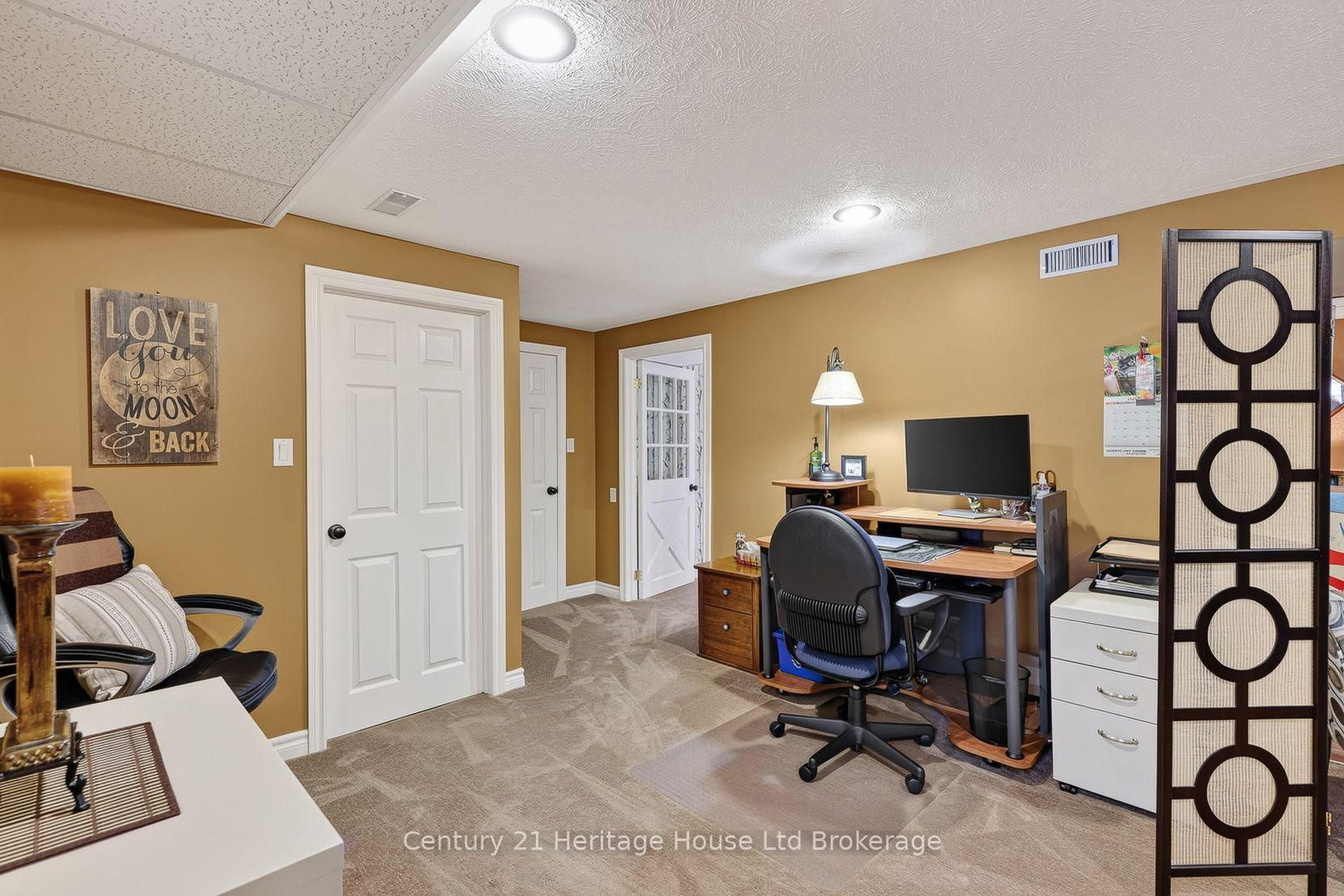 803 Gladstone Drive • Woodstock, ON photo 24