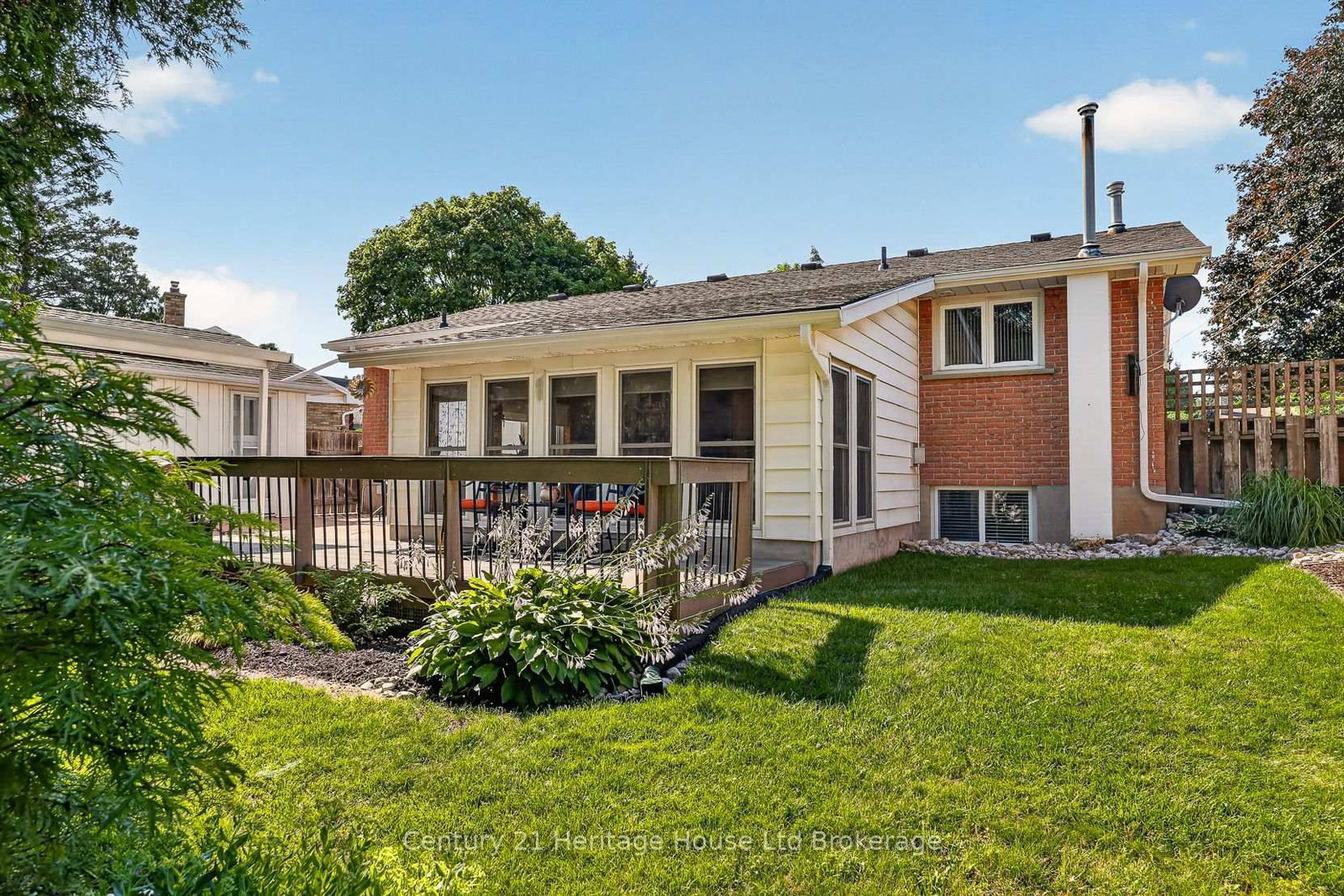 803 Gladstone Drive • Woodstock, ON photo 40