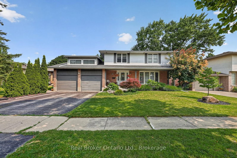 5 Gardiner Place