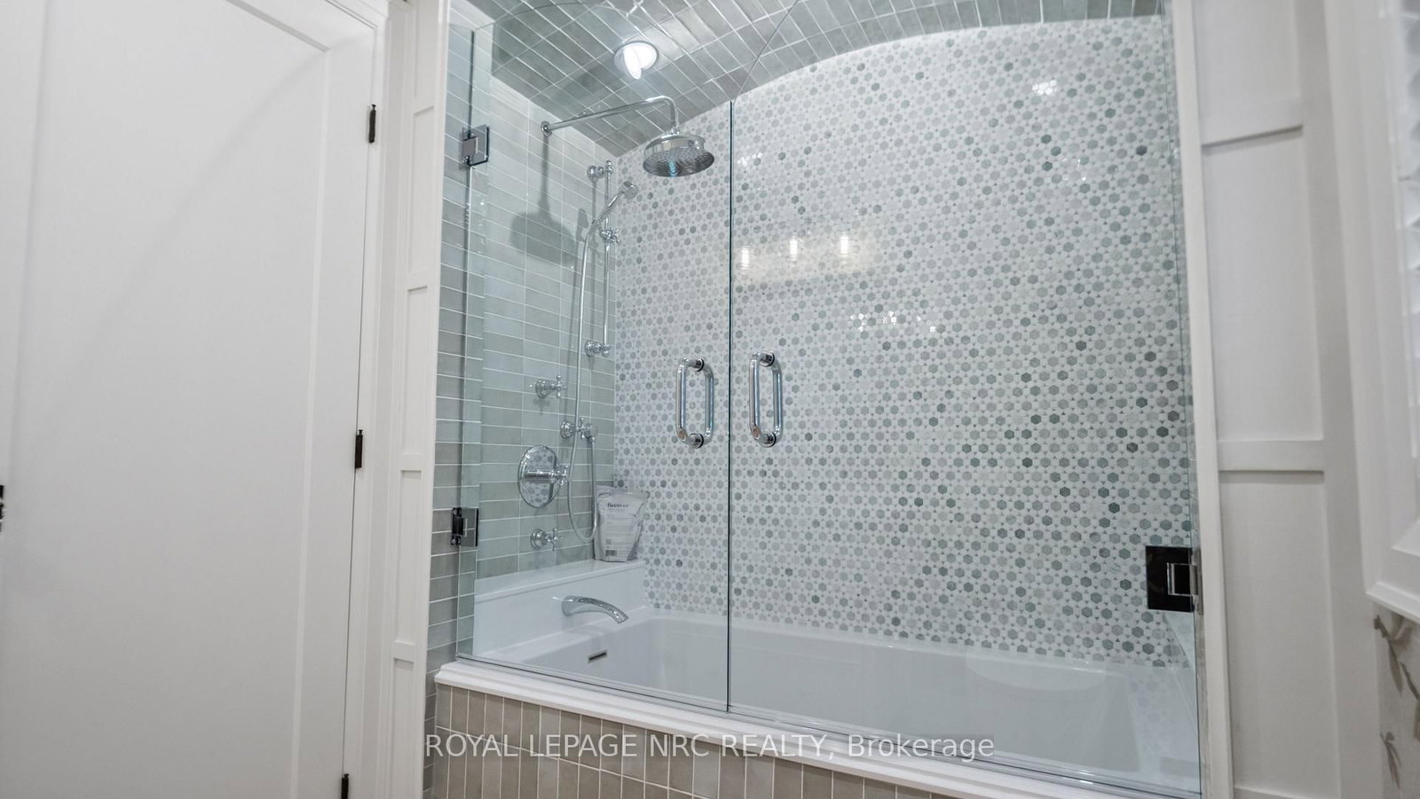 47 DERBY Road • Fort Erie, ON photo 23