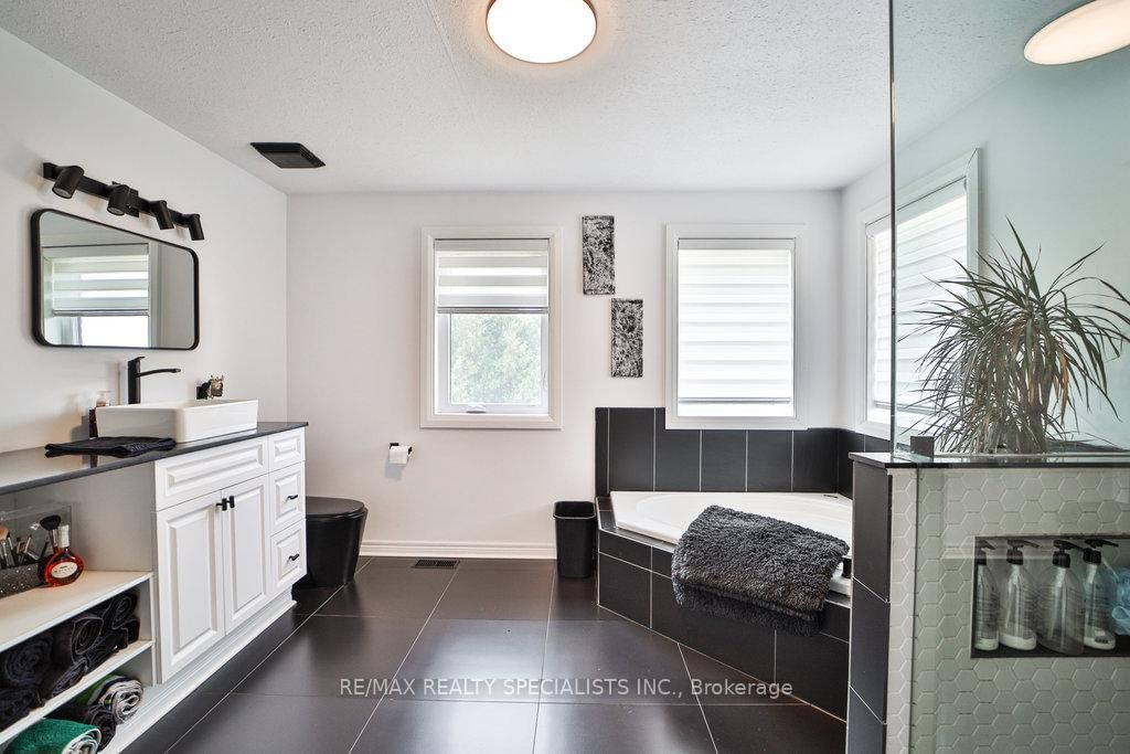 1467 Norfolk County 19 Road • Norfolk, ON photo 19