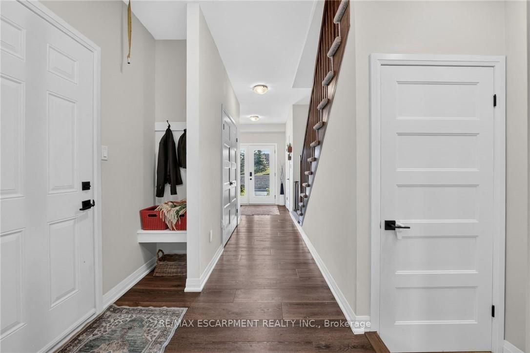 6 JAYLA Lane • West Lincoln, ON photo 4