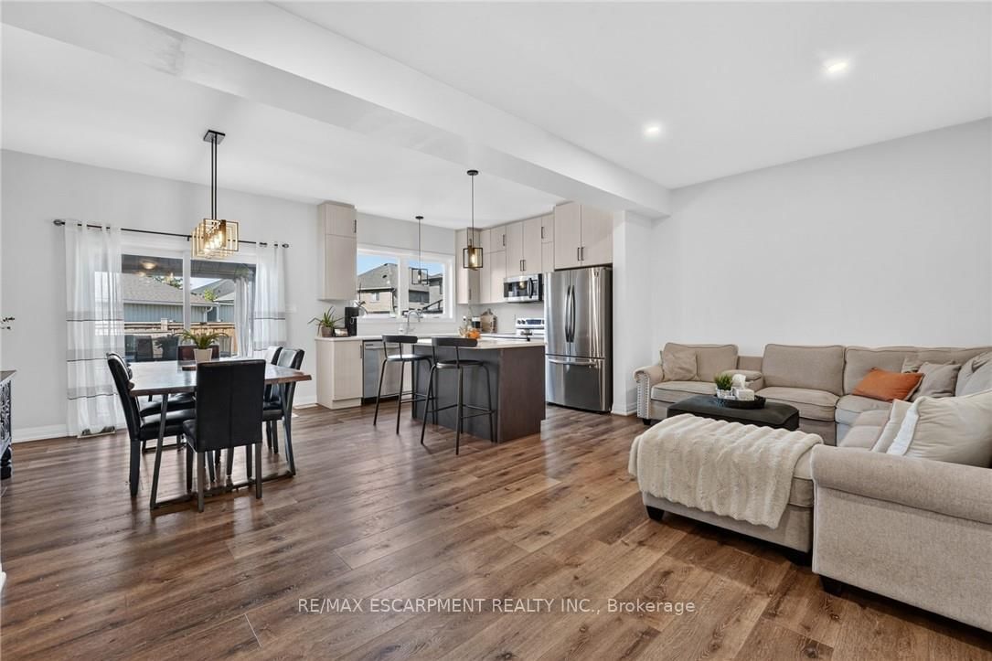 6 JAYLA Lane • West Lincoln, ON photo 5