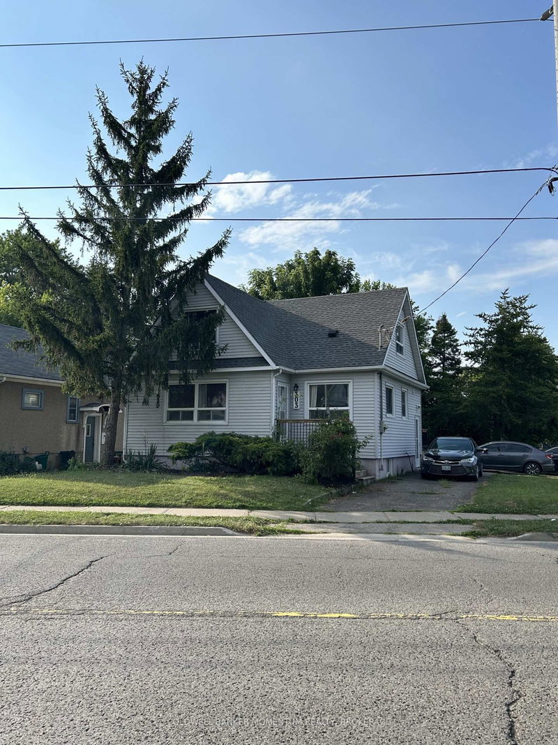 home for lease on 2-303 Carlton Street