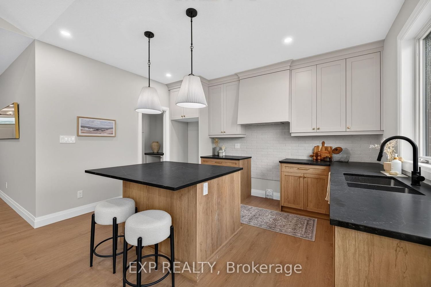 6 Sullivan Street • South Huron, ON photo 18