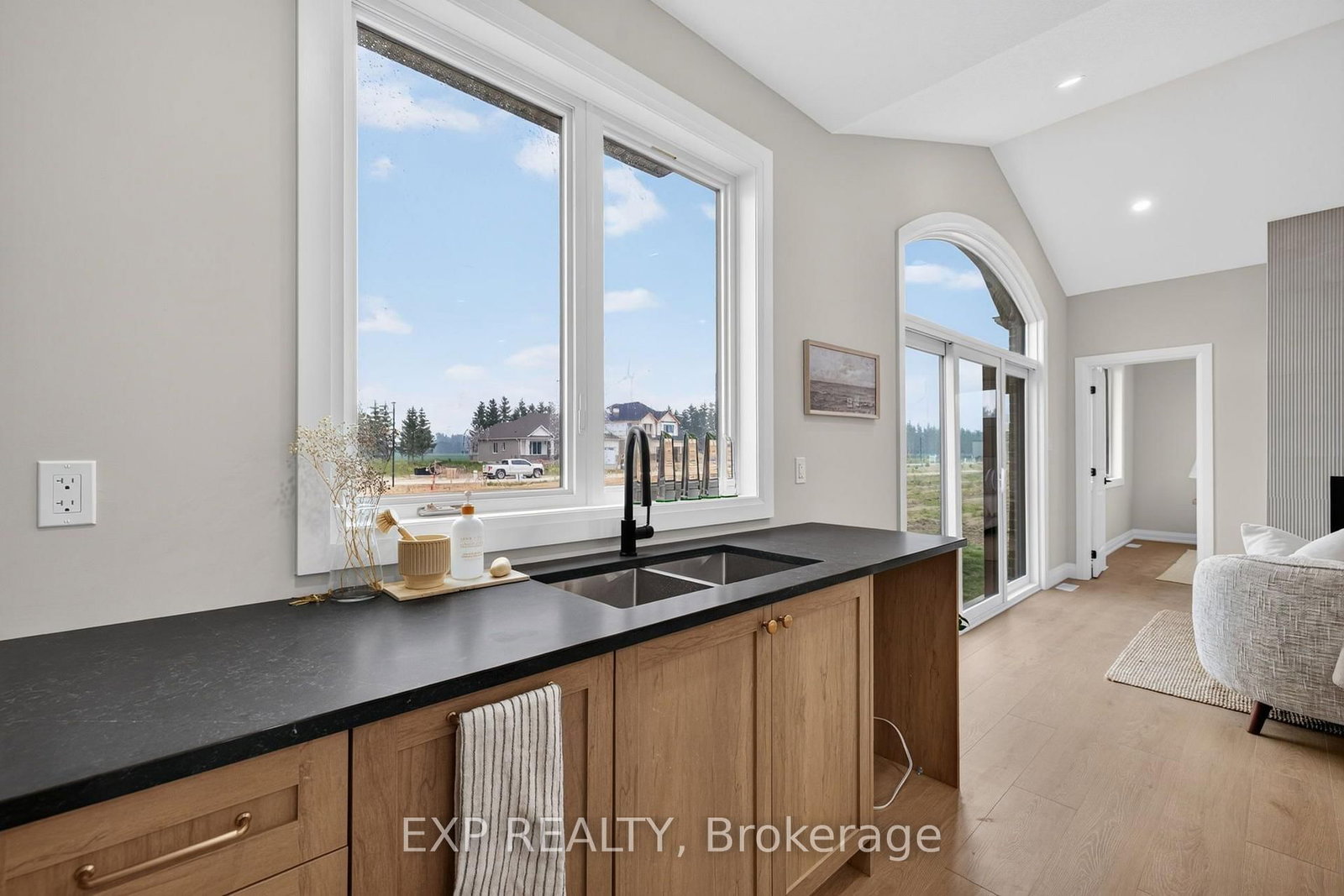 6 Sullivan Street • South Huron, ON photo 20