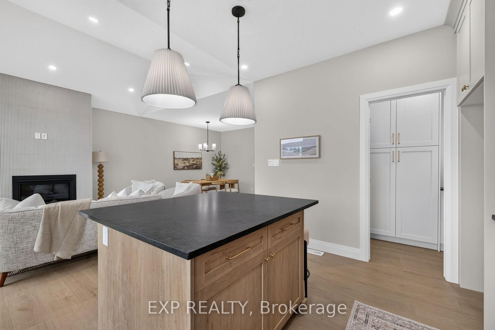 6 Sullivan Street • South Huron, ON photo 21