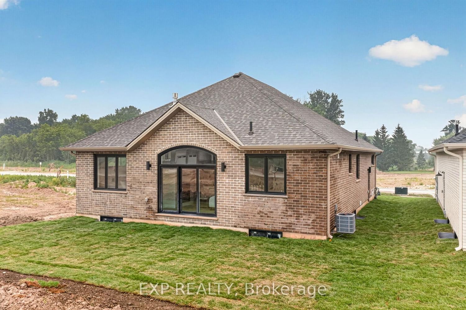 6 Sullivan Street • South Huron, ON photo 30