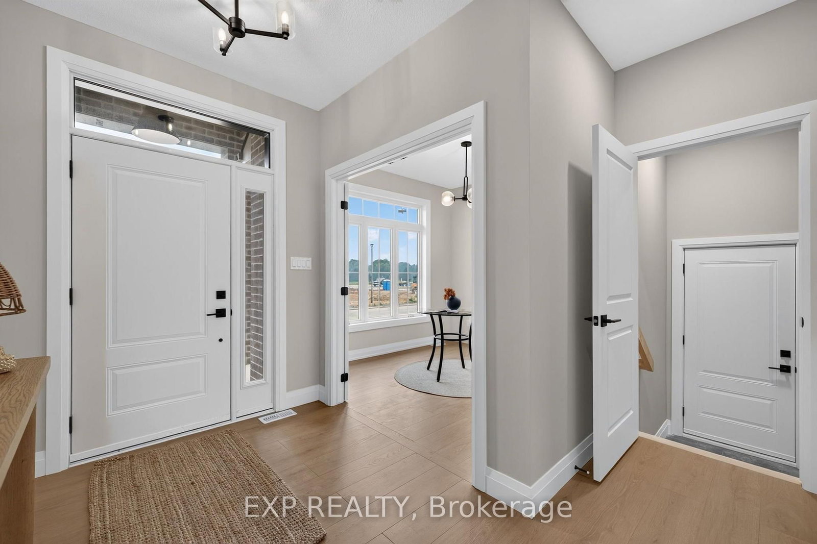 Photo 4
