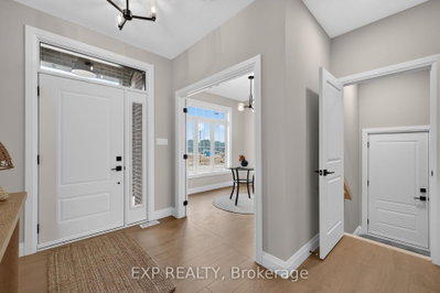 6 Sullivan Street — photo 4