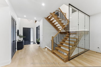 3621 Gunning Drive — photo 3