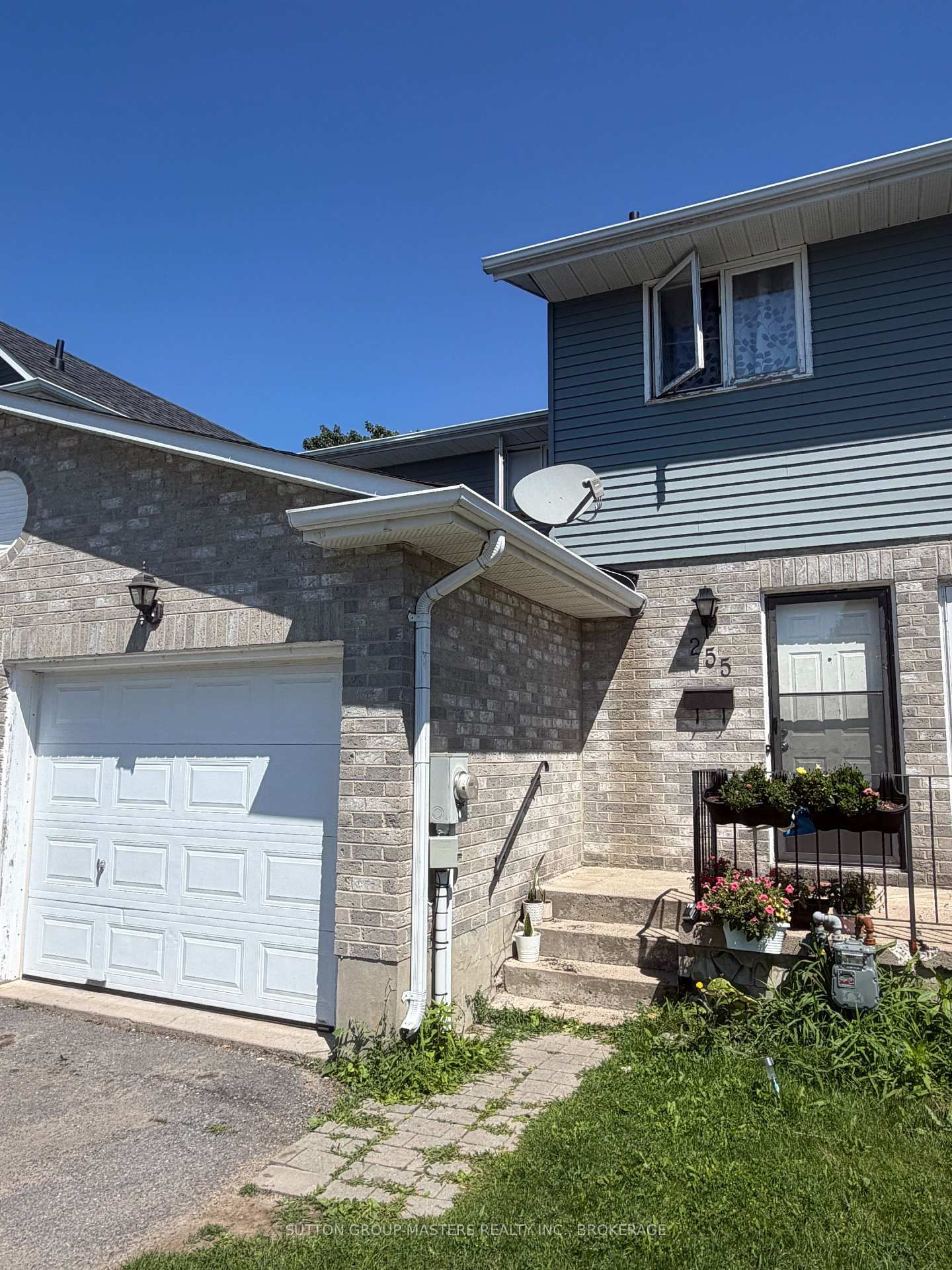 255 Melanie Avenue • Kingston, ON photo 2