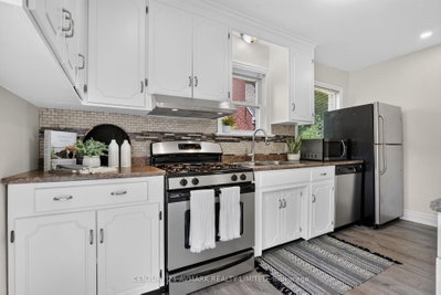 6268 Corwin Crescent • Niagara Falls, ON photo 9