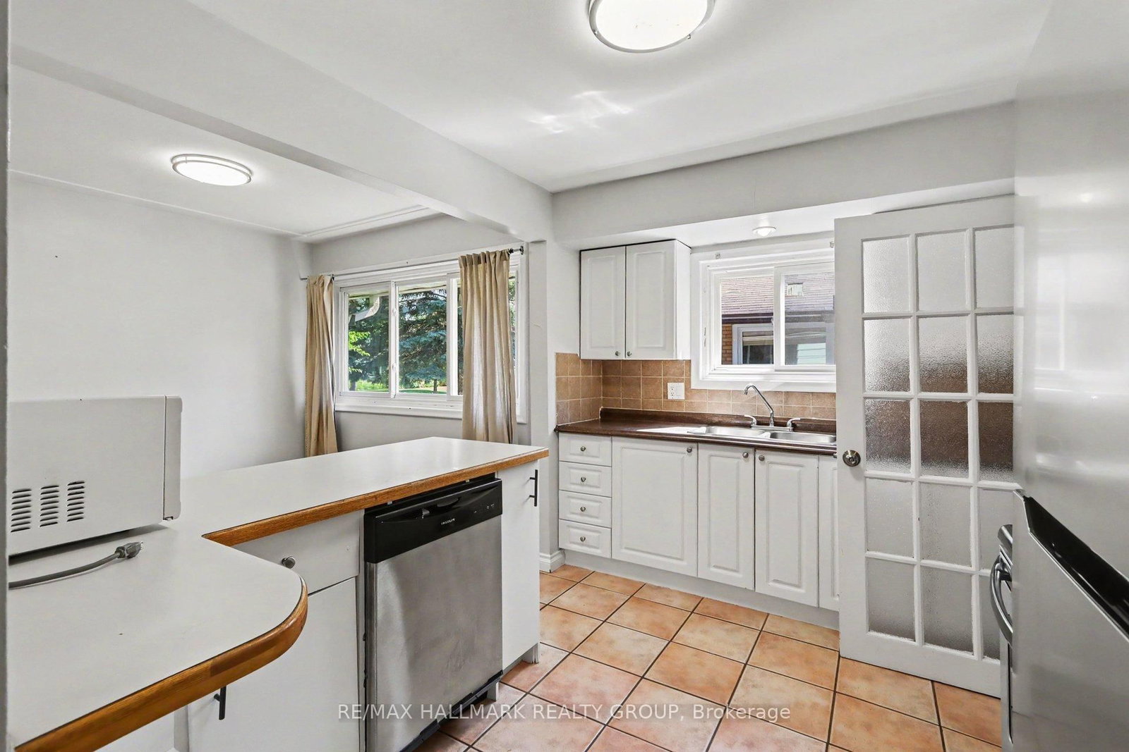 2067 Bangor Street • Ottawa, ON photo 10