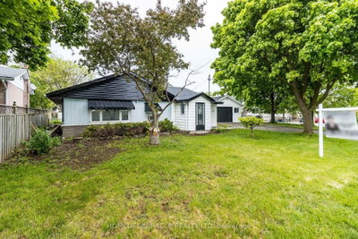 15 Spiers Crescent • Cambridge, ON photo 5