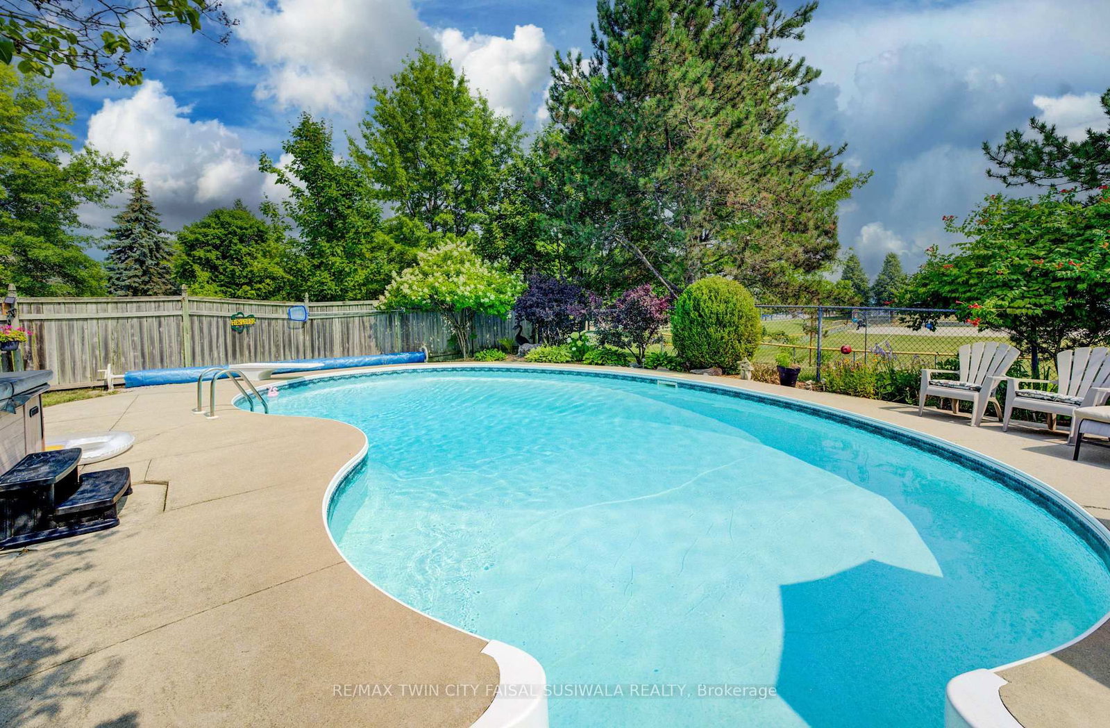 341 Cooper Street • Cambridge, ON photo 3