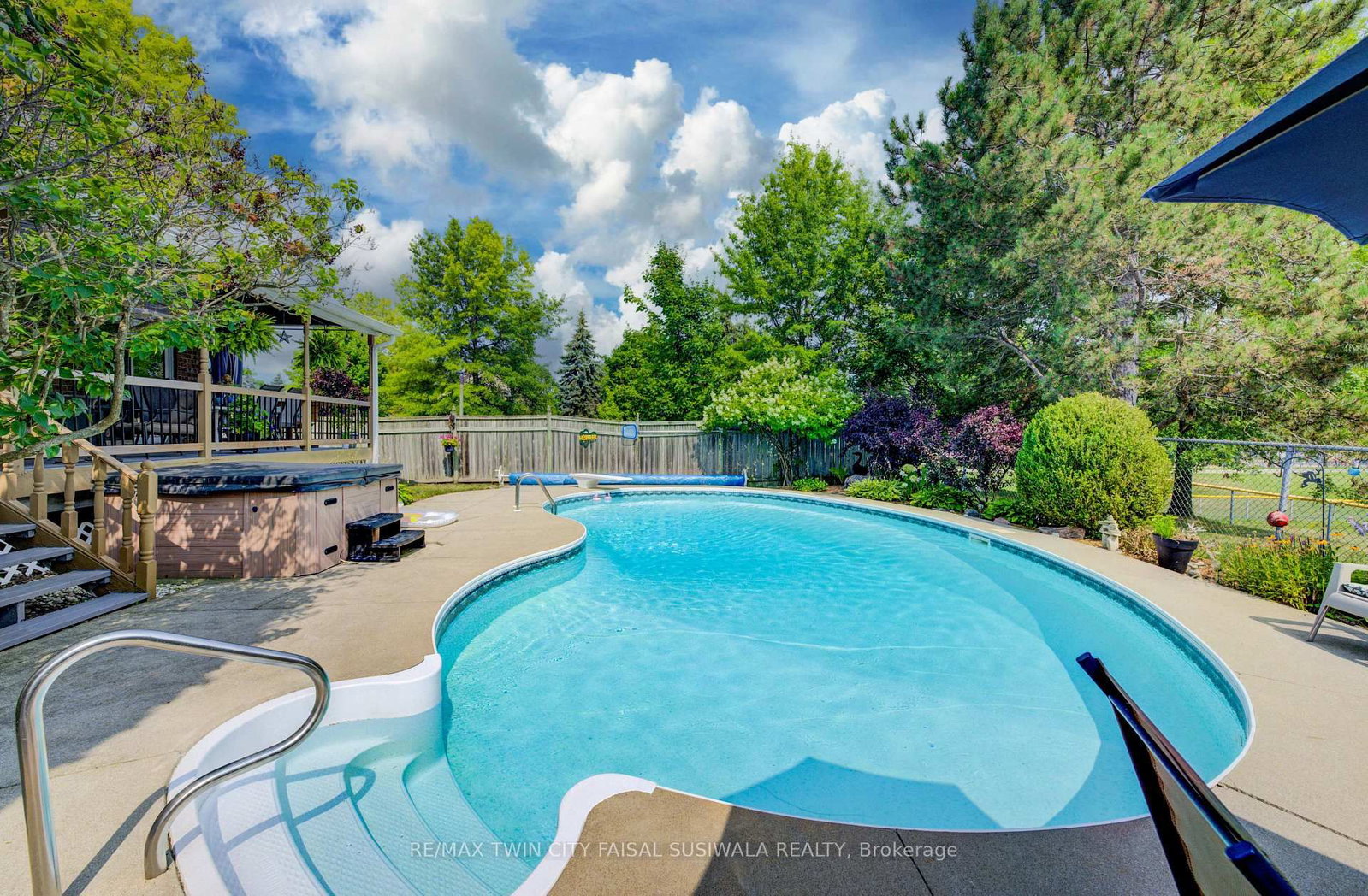 341 Cooper Street • Cambridge, ON photo 4