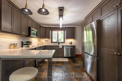 810 North Mary Lake Road — more photos