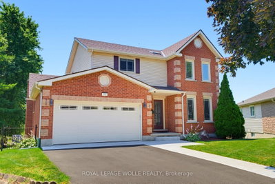 32 Stonehaven Place — photo 2