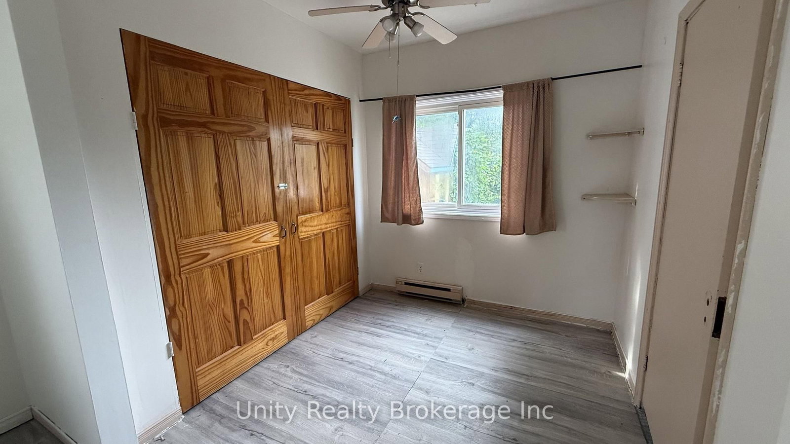 394 Bridge Street E • Belleville, ON photo 11