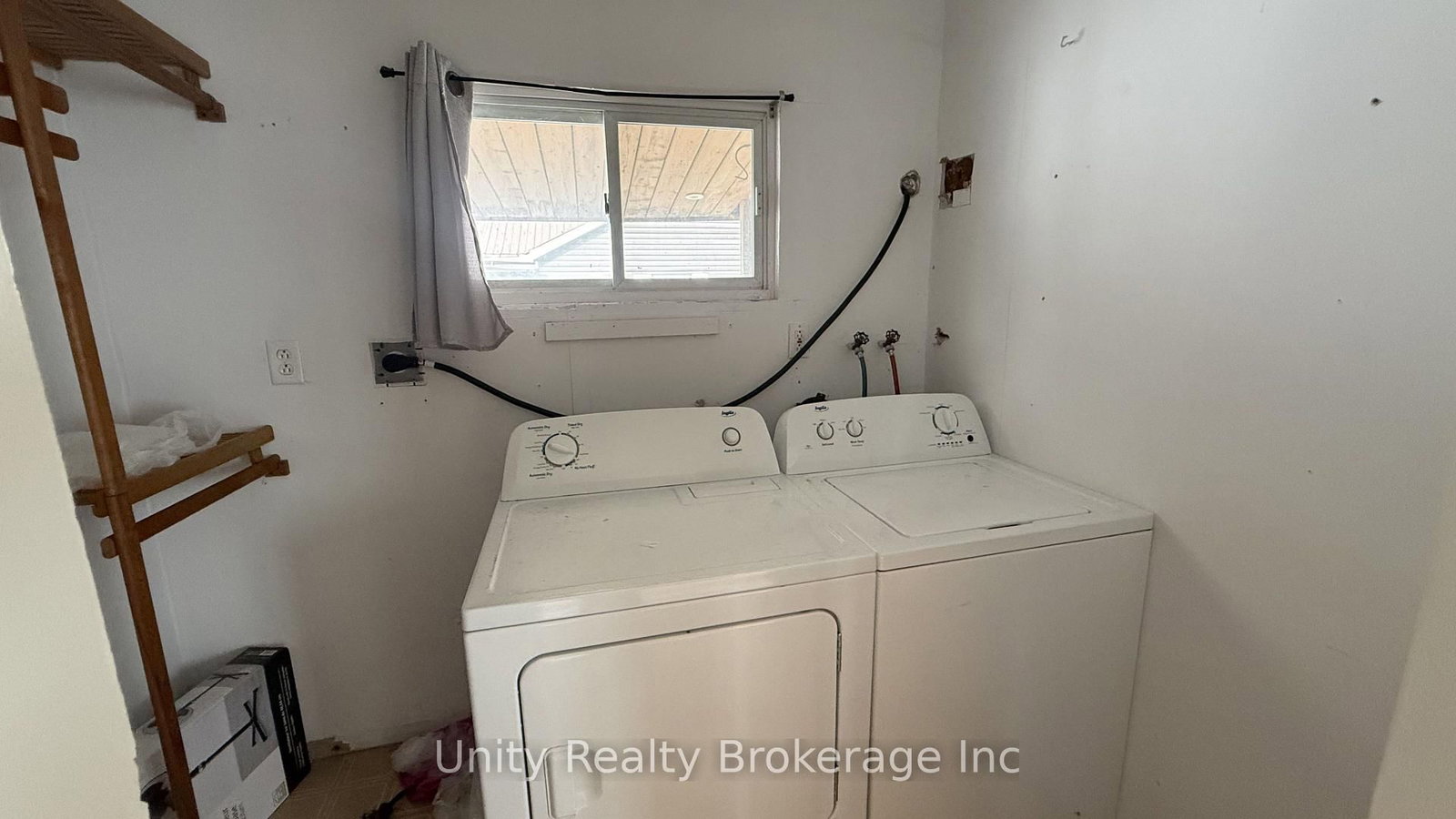 394 Bridge Street E • Belleville, ON photo 13