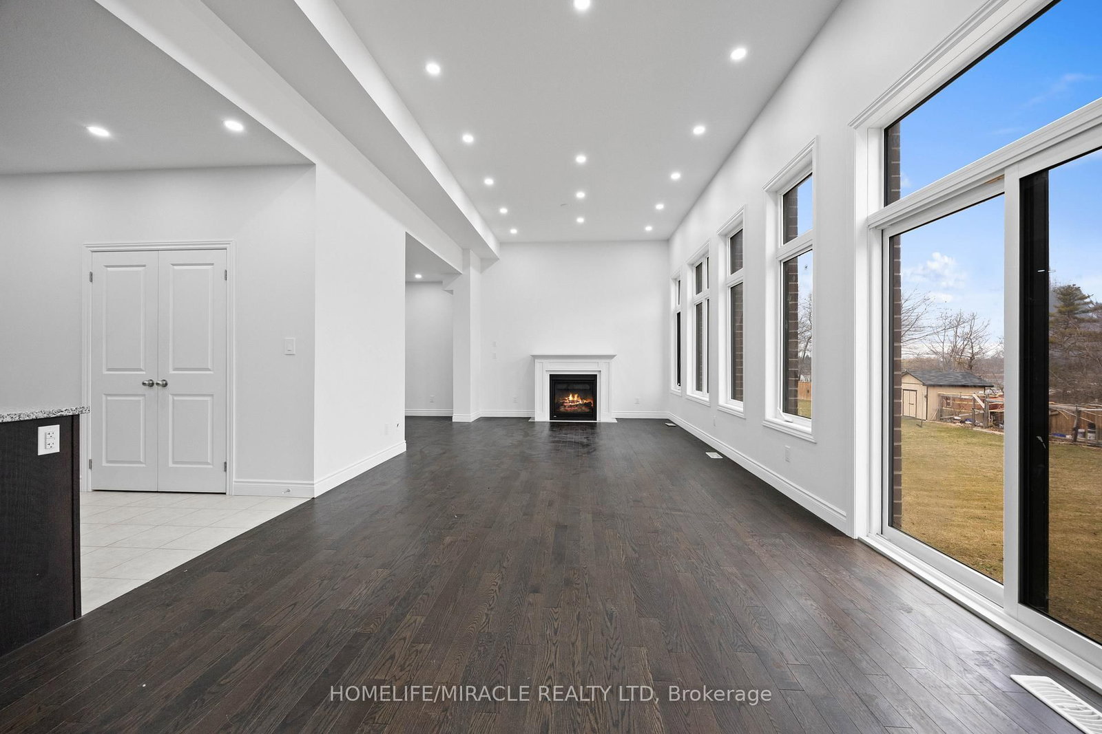 196 Freure Drive • Cambridge, ON photo 12