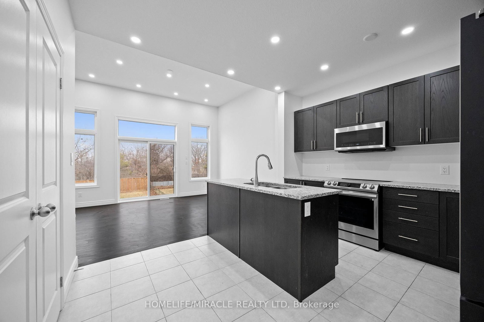 196 Freure Drive • Cambridge, ON photo 18