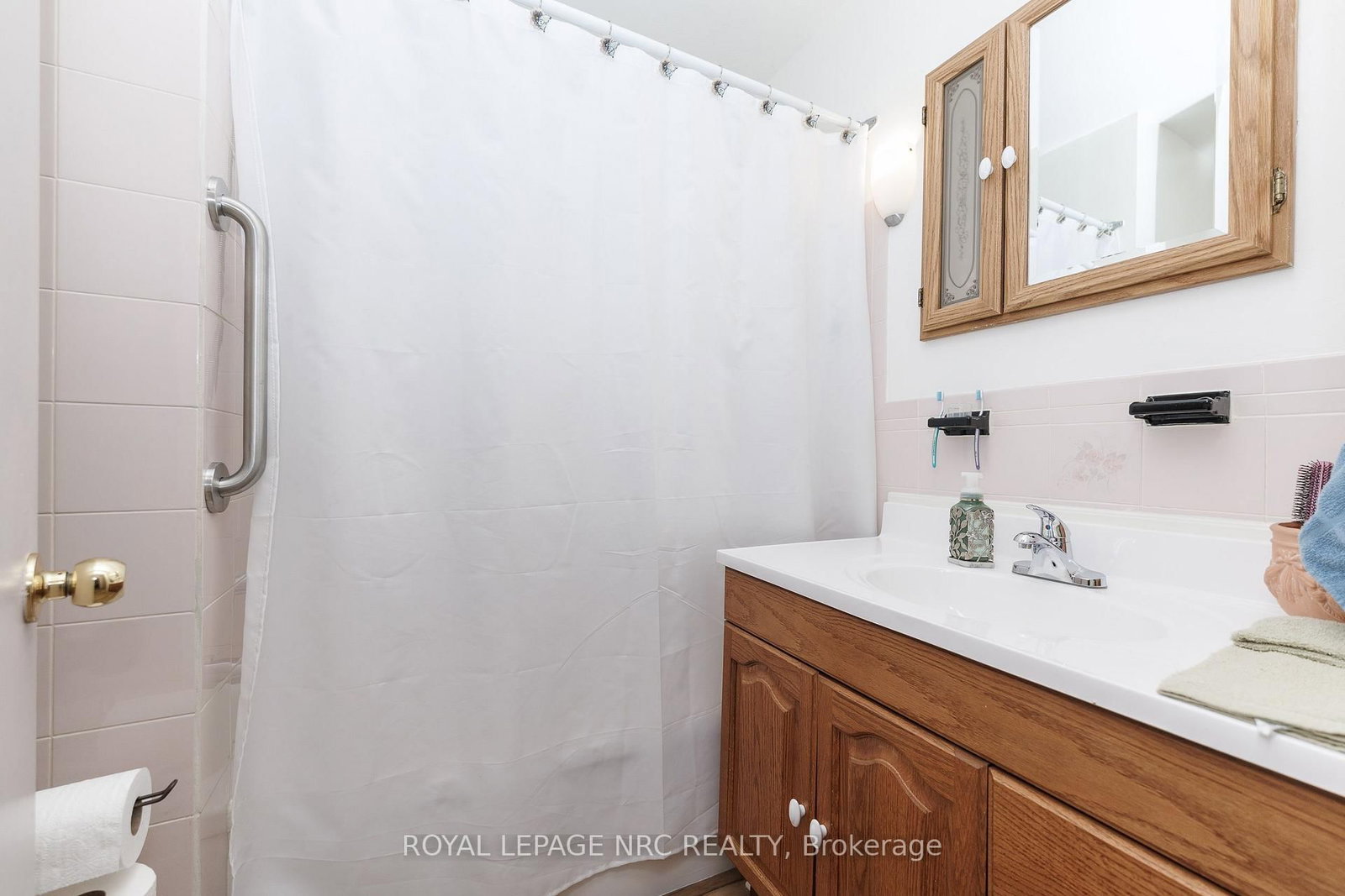 237 PALING Avenue • Hamilton, ON photo 24